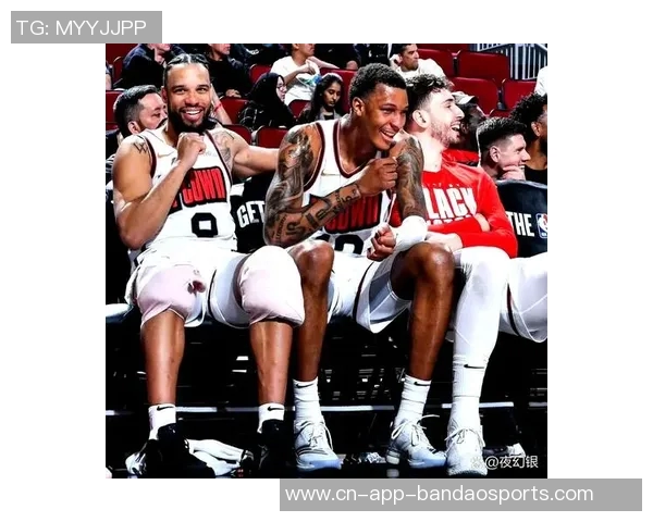 火箭队比赛稀缺令人怀念球迷期待球队重返赛场的热情与激情