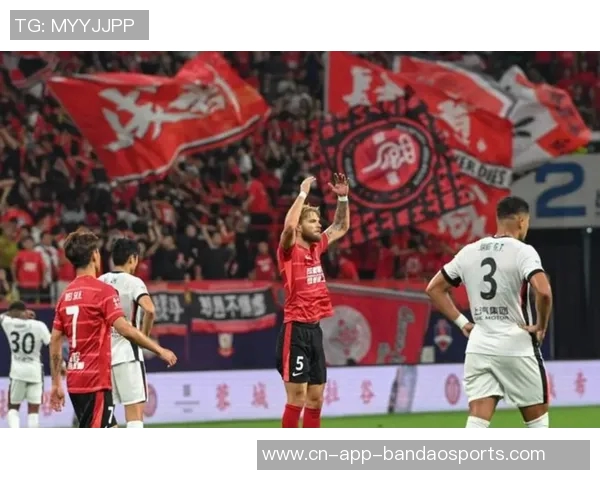 成都蓉城引进前海港外援后腰茹萨加强中场实力助力新赛季