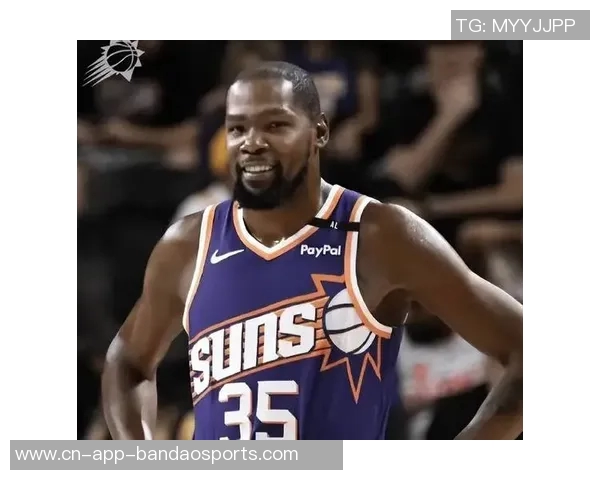 杜兰特本赛季首度斩获35分5助攻5三分创生涯第21次辉煌表现