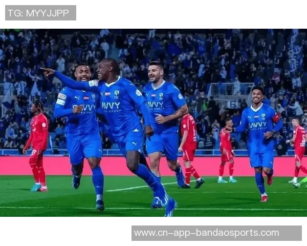 米兰两度追逐科内巴黎欲出6000万罗马希望留人